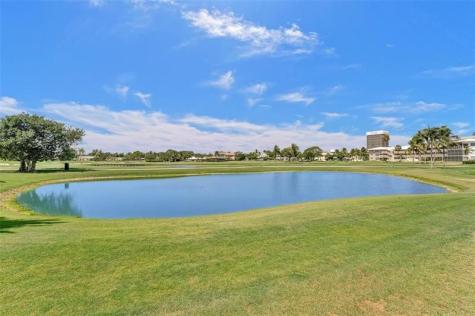 2500 NE 48 Lane Fort Lauderdale FL 33308