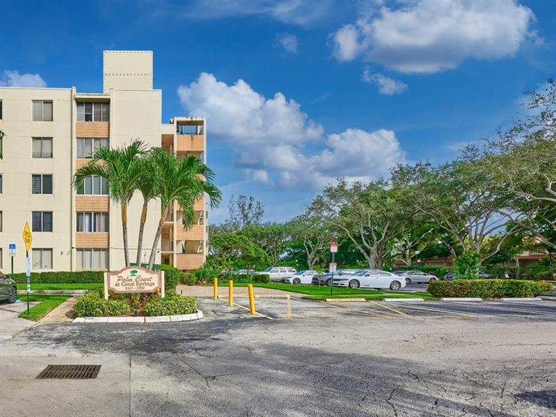 3253 Riverside Drive Coral Springs FL 33065