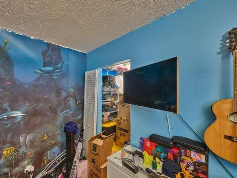 3253 Riverside Drive Coral Springs FL 33065