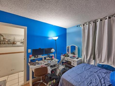 3253 Riverside Drive Coral Springs FL 33065