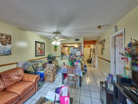 3253 Riverside Drive Coral Springs FL 33065