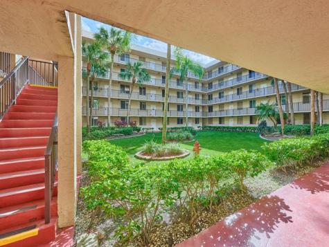 3253 Riverside Drive Coral Springs FL 33065