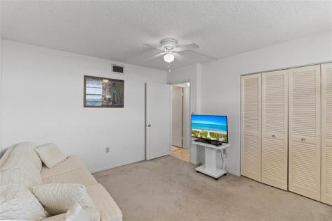900 Colony Point Circle Pembroke Pines FL 33026