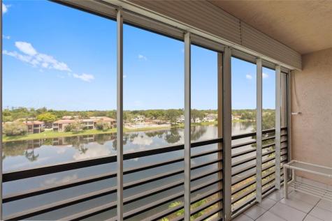 900 Colony Point Circle Pembroke Pines FL 33026
