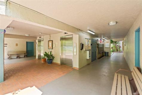 900 Colony Point Circle Pembroke Pines FL 33026