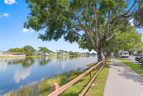 900 Colony Point Circle Pembroke Pines FL 33026