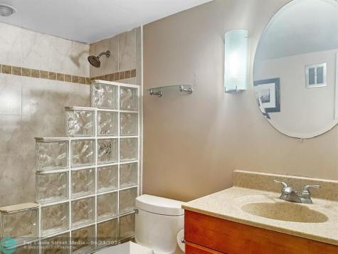 1950 N Andrews Avenue Wilton Manors FL 33311
