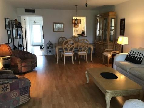 7301 NW 1st Street Margate FL 33063