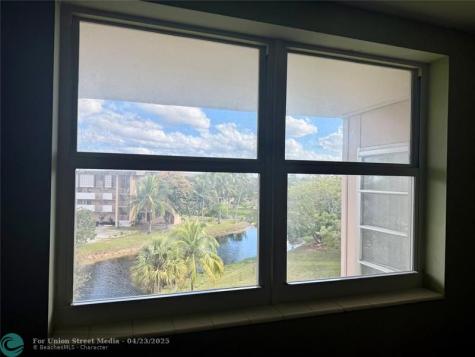 2800 NW 47th Terrace Lauderdale Lakes FL 33313