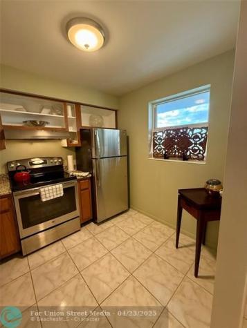 2800 NW 47th Terrace Lauderdale Lakes FL 33313