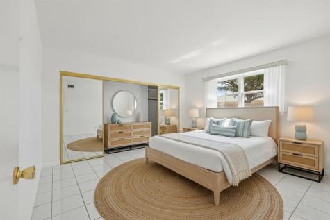 1451 N 12th Court Hollywood FL 33019