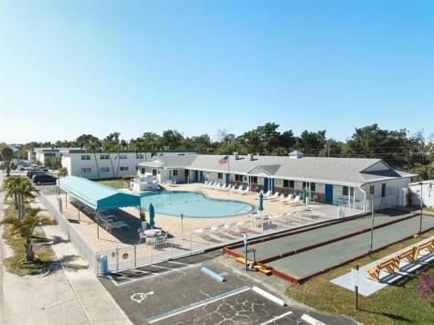 1451 N 12th Court Hollywood FL 33019