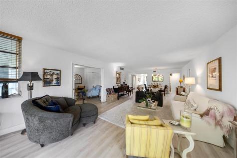 901 Cypress Grove Drive Pompano Beach FL 33069
