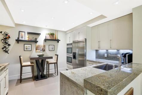 550 SE Mizner Boulevard Boca Raton FL 33432