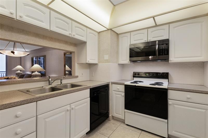 1147 Hillsboro Mile Hillsboro Beach FL 33062