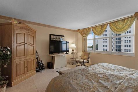 1147 Hillsboro Mile Hillsboro Beach FL 33062