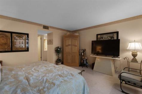 1147 Hillsboro Mile Hillsboro Beach FL 33062