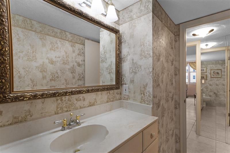 1147 Hillsboro Mile Hillsboro Beach FL 33062