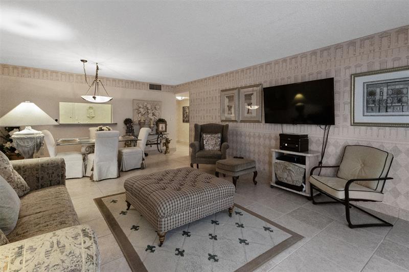 1147 Hillsboro Mile Hillsboro Beach FL 33062