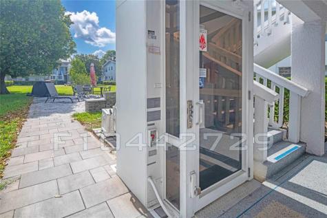 144 Farnham F Deerfield Beach FL 33442