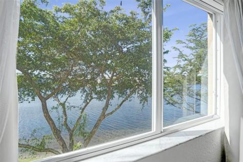 7623 Southampton Terrace Tamarac FL 33321