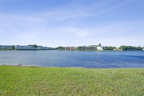 7623 Southampton Terrace Tamarac FL 33321