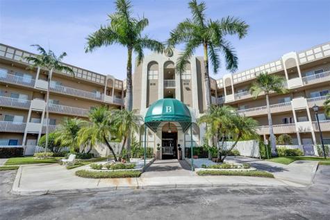 7623 Southampton Terrace Tamarac FL 33321