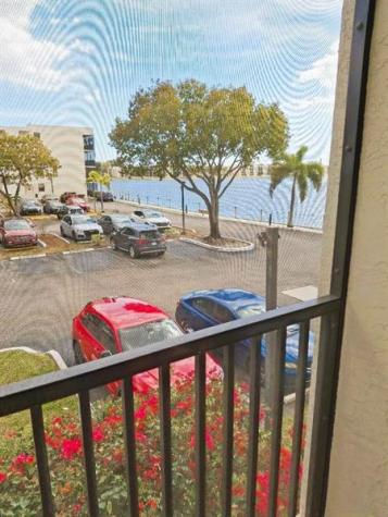 105 Lake Emerald Drive Oakland Park FL 33309