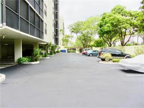 105 Lake Emerald Drive Oakland Park FL 33309