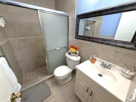 810 N Golf Drive Hollywood FL 33021