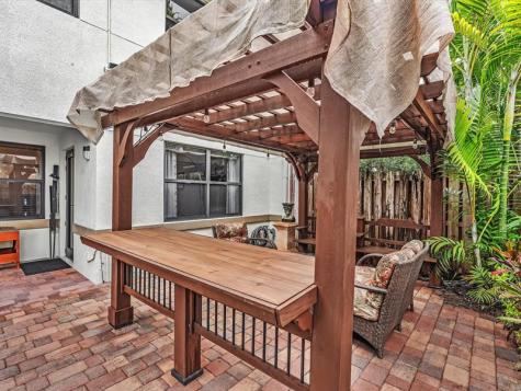 240 City View Drive Fort Lauderdale FL 33311