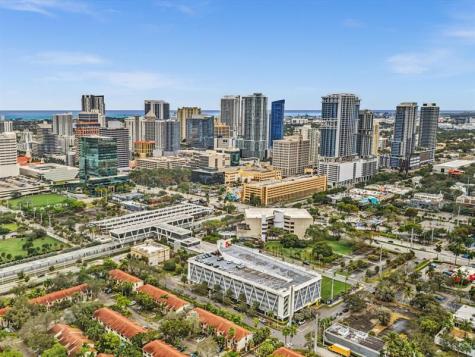 240 City View Drive Fort Lauderdale FL 33311