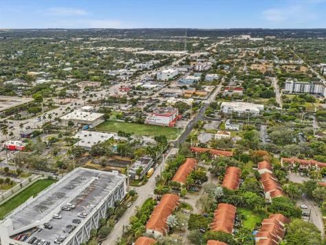 240 City View Drive Fort Lauderdale FL 33311