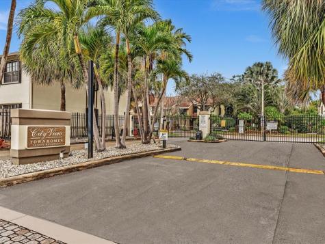 240 City View Drive Fort Lauderdale FL 33311