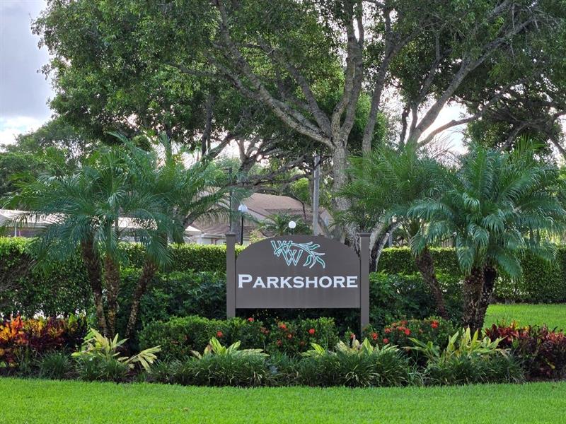 8223 Springlake Drive Boca Raton FL 33496