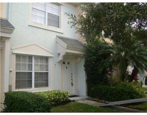 51 Whitehead Circle Weston FL 33326