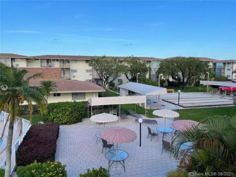 17050 NE 14th Avenue North Miami Beach FL 33162