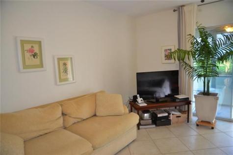 17050 NE 14th Avenue North Miami Beach FL 33162