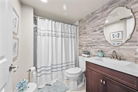 800 SW 125th Way Pembroke Pines FL 33027