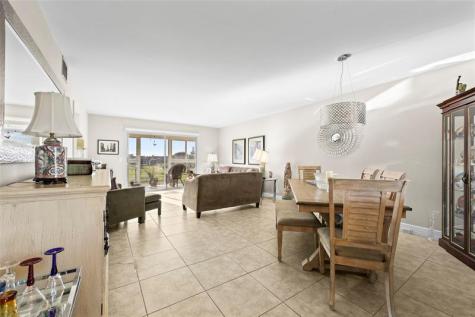 800 SW 125th Way Pembroke Pines FL 33027