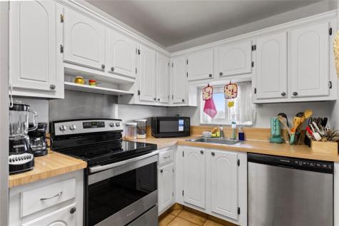 8990 S Hollybrook Boulevard Pembroke Pines FL 33025
