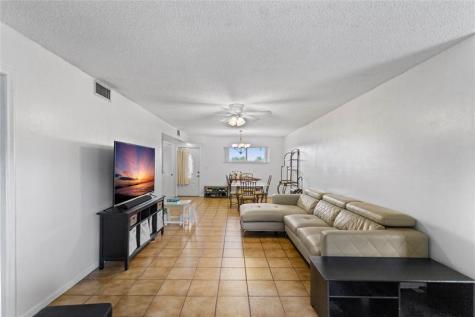8990 S Hollybrook Boulevard Pembroke Pines FL 33025