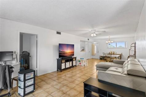 8990 S Hollybrook Boulevard Pembroke Pines FL 33025