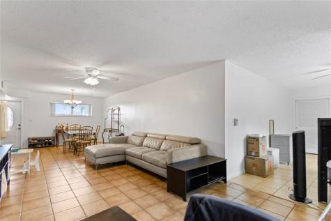 8990 S Hollybrook Boulevard Pembroke Pines FL 33025