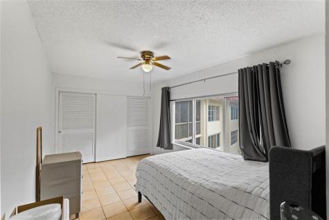 8990 S Hollybrook Boulevard Pembroke Pines FL 33025