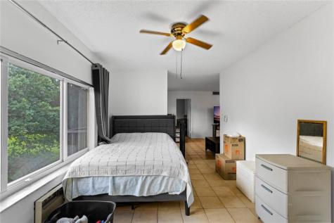 8990 S Hollybrook Boulevard Pembroke Pines FL 33025