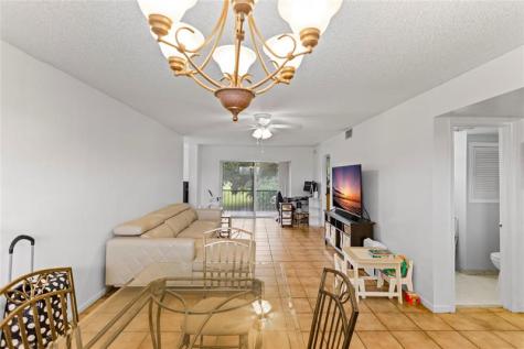 8990 S Hollybrook Boulevard Pembroke Pines FL 33025