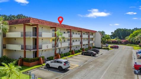 8990 S Hollybrook Boulevard Pembroke Pines FL 33025