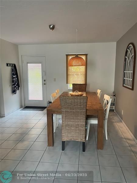2821 Somerset Drive Lauderdale Lakes FL 33311