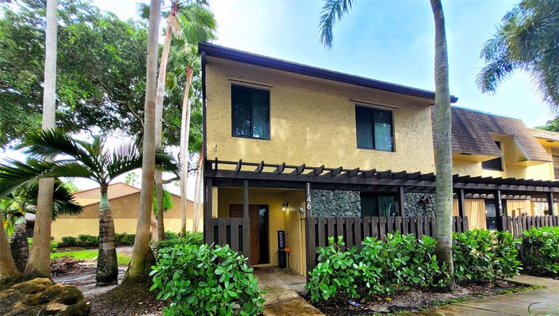 1146 N University Drive Plantation FL 33322